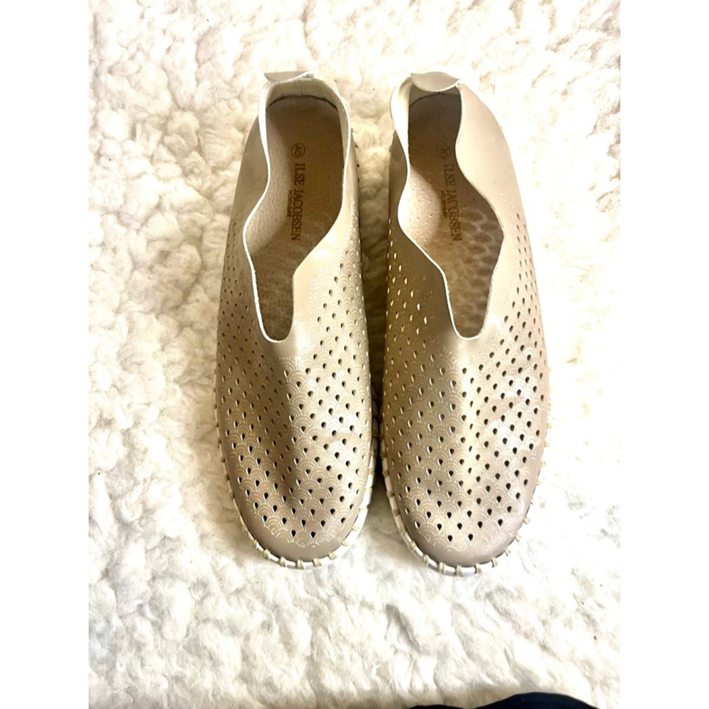 Ilse Jacobsen Hornbaek Tulip slip-on shoes Women Size 40/9.5 - Picture 1 of 8